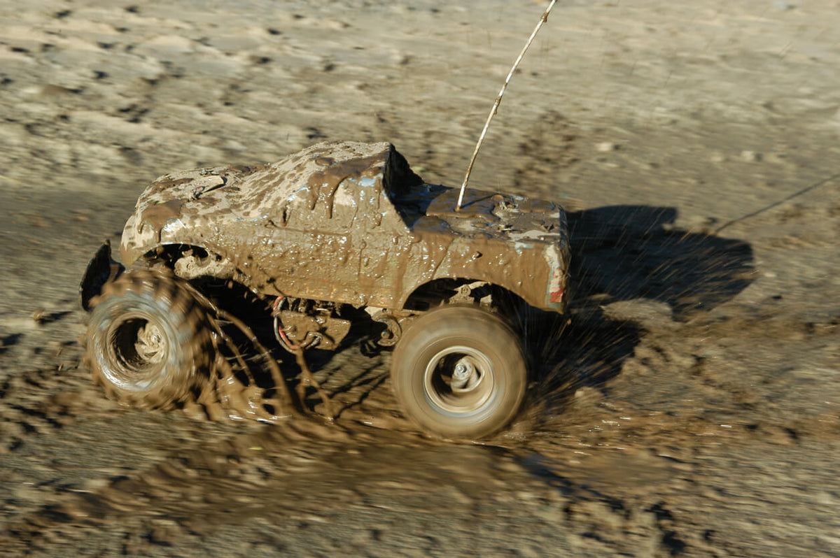 RC Mud Trucks: Build and Upgrade for Off-Road Action
