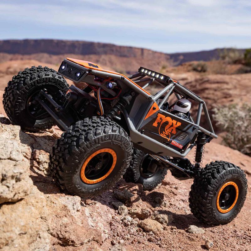 Axial UTB18 Capra 1/18 RTR 4WD Unlimited Trail Buggy w/2.4GHz Radio, Battery & Charger